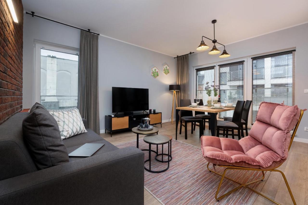Exclusive Apartments Mostowa By Renters Prestige Poznan Exterior photo